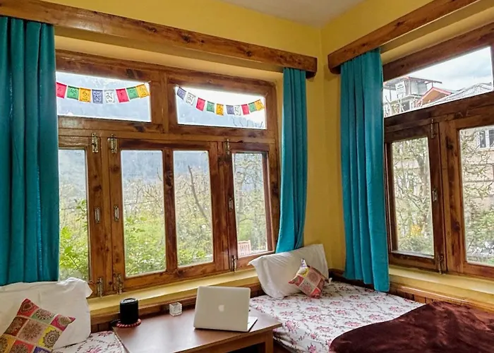 Travel Bug Homes